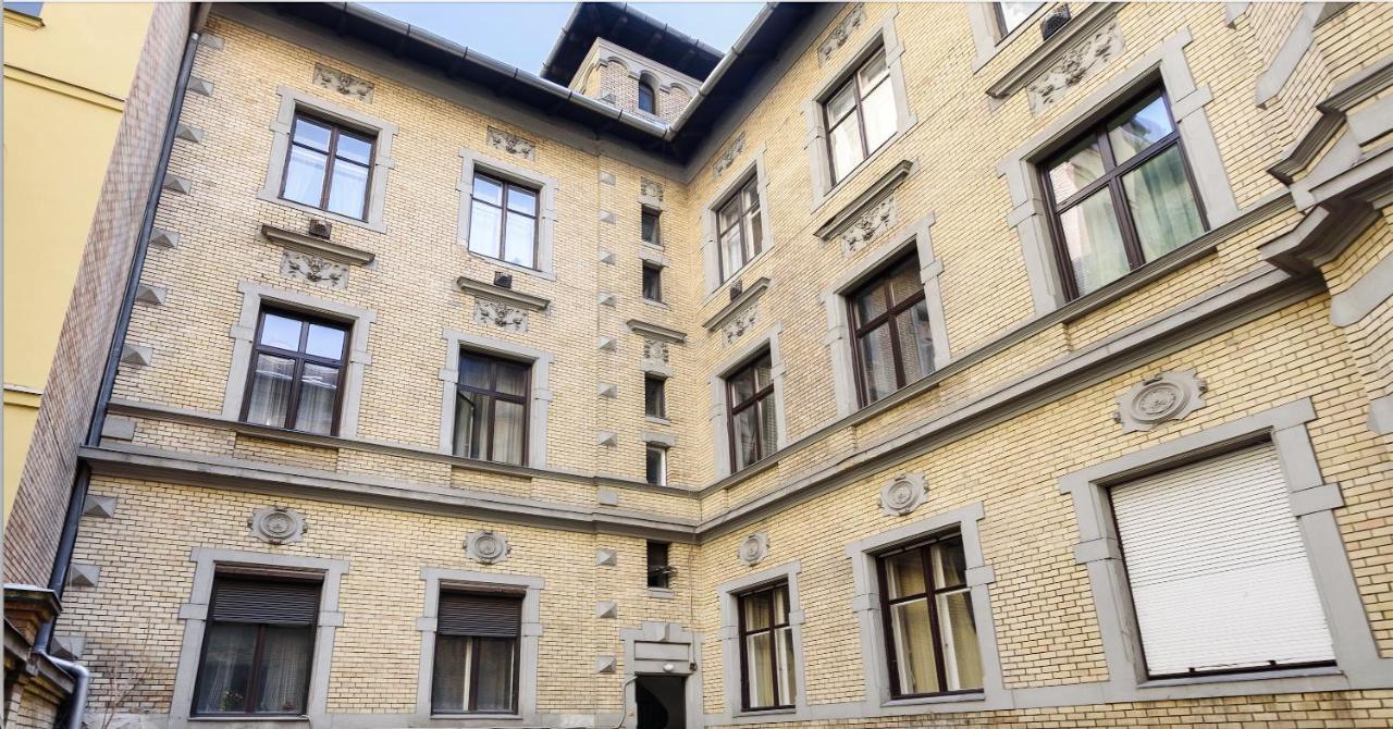 Gloria Downtown Apartments Budapest Luaran gambar